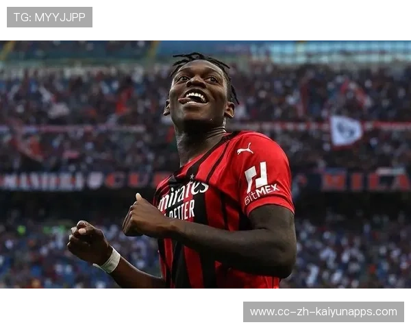 AC米兰中路强势推进，莱奥背身做球后一脚破网